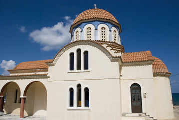 Fototapeta na wymiar griechisch orthodoxe kirche auf kreta, griechenland