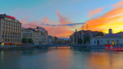 Fototapeta na wymiar Orange sky over Geneva, Switzerland