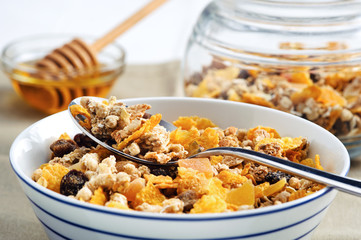 Breakfast granola