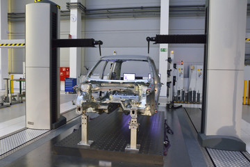 Measuring quality in a large automobile factory