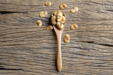 dry broad beans