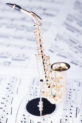 アルトサックス