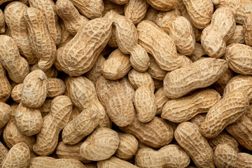 In-shell peanuts