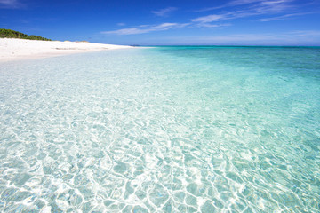 沖縄のビーチ・ナガンヌ島
