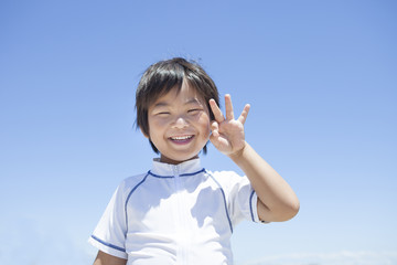 元気な夏の子供