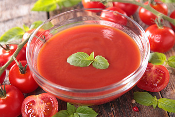 tomato sauce,soup