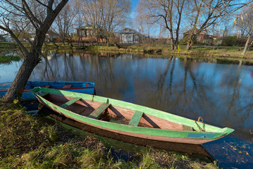 Fototapeta premium Autumnal view on the river