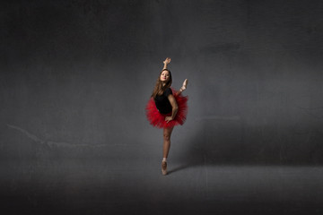 Fototapeta na wymiar ballerina dance on point
