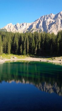 alta montagna lago