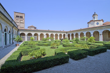 Fototapeta na wymiar giardino a palazzo ducale san giorgio a mantova in lombardia italia da visitare per turismo
