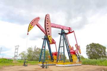 Pink Oil pump of crude oilwell rig