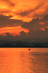 Obraz premium Sunset on the beach