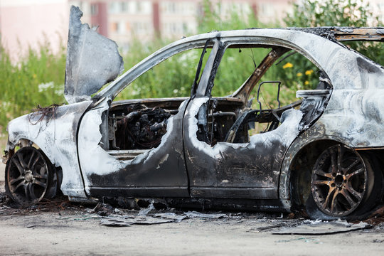 Arson fire burnt wheel car vehicle junk