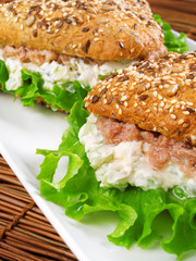 Tuna sandwiches