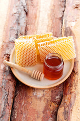 honey with honeycomb