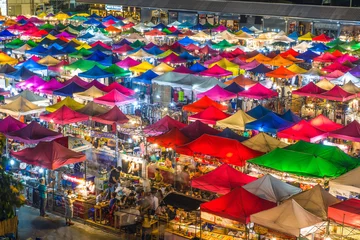 Foto op Canvas Train night market, Bangkok © bruceau