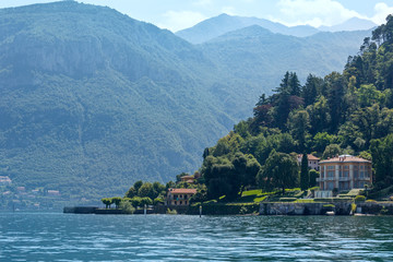 Naklejka premium Lake Como (Italy) shore view.