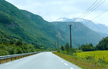 Summer mountain (Norway)