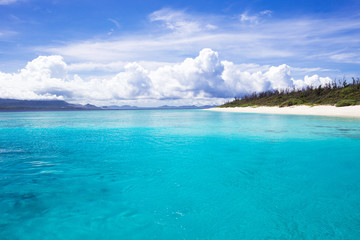 沖縄のビーチ・水納島
