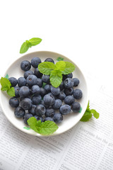 ブルーベリーとミントの葉