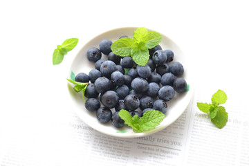 ブルーベリーとミントの葉