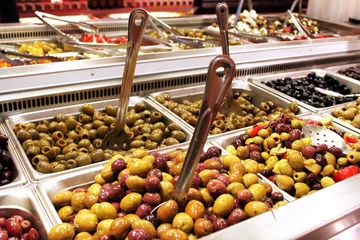 Fotobehang Olives salad bar © niloo