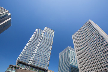 Fototapeta na wymiar 東京丸の内の高層ビル