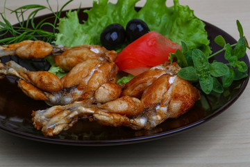 Fried frog legs