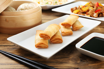 involtini primavera ripieni contorno cibo cinese