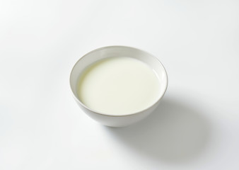 Obraz na płótnie Canvas bowl of milk
