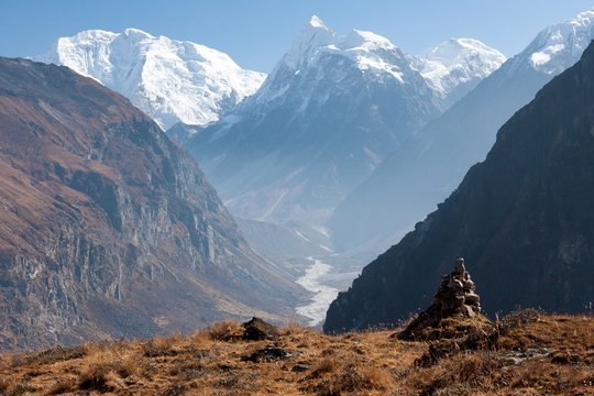Fototapeta View of Langtang Valley with Mt. Sishapangma in the Background, Langtang, Bagmati, Nepal
