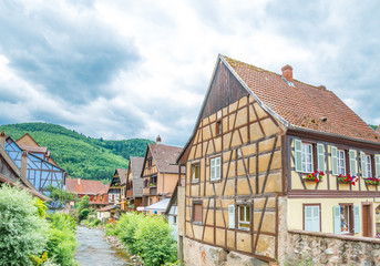 Fototapeta na wymiar The famous idyllic Wine Village of Kaysersberg in Alsace near Co