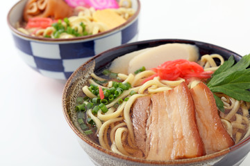 沖縄料理の沖縄そば