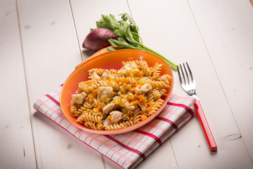 pasta with chicken and carrots