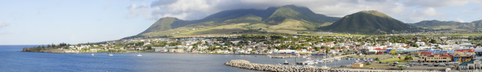 Fototapeta na wymiar A panoramic view of the caribbean island of St. Kitts.