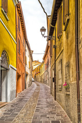 Fototapeta na wymiar alleys of the medieval village