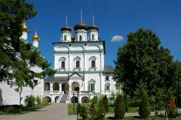 Fototapeta na wymiar Volokolamsk monastery