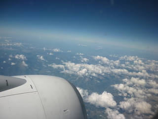 Fototapeta na wymiar Vista spettacolare dall'aereo