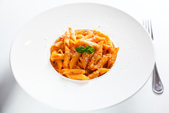 Pasta collection - Penne with cream and peppers