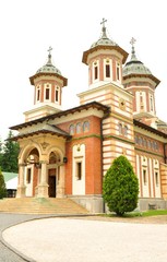 Fototapeta na wymiar Monastery in Sinaia, Prahova, Romania
