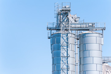 Storage facility cereals, and biogas production