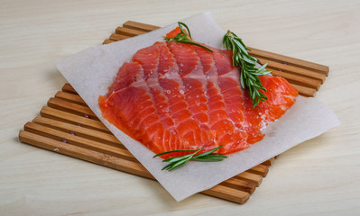Sliced salmon