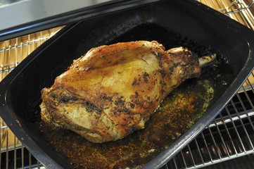 Roast leg of lamb