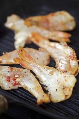 Prawns in grill frying pan