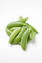 Several pea pods