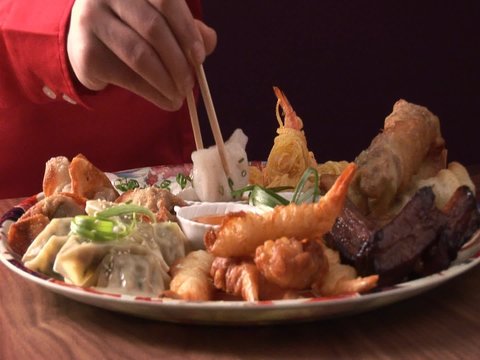 Asian appetiser platter