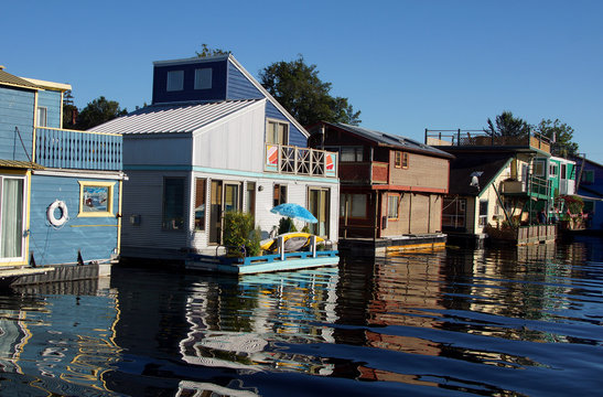 Houseboats Victoria B.C.