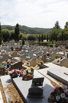 Tombes du cimetière du Vigan, Cévennes