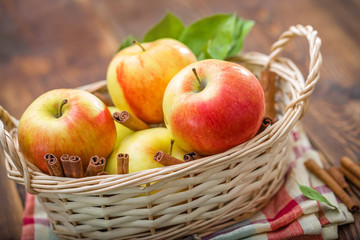 apples