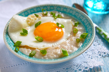 Savoury porridge